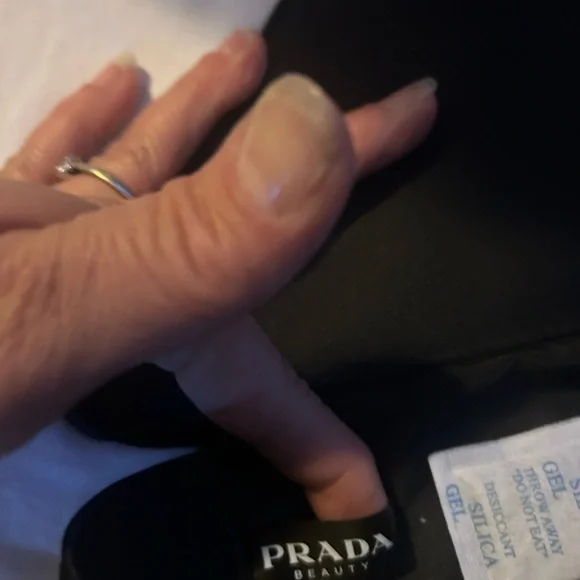 BNWT - Prada beaute novelty black and pink makeup case. - Picture 6 of 6